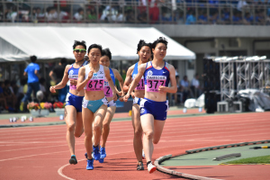 女子800ｍ　池崎愛里①