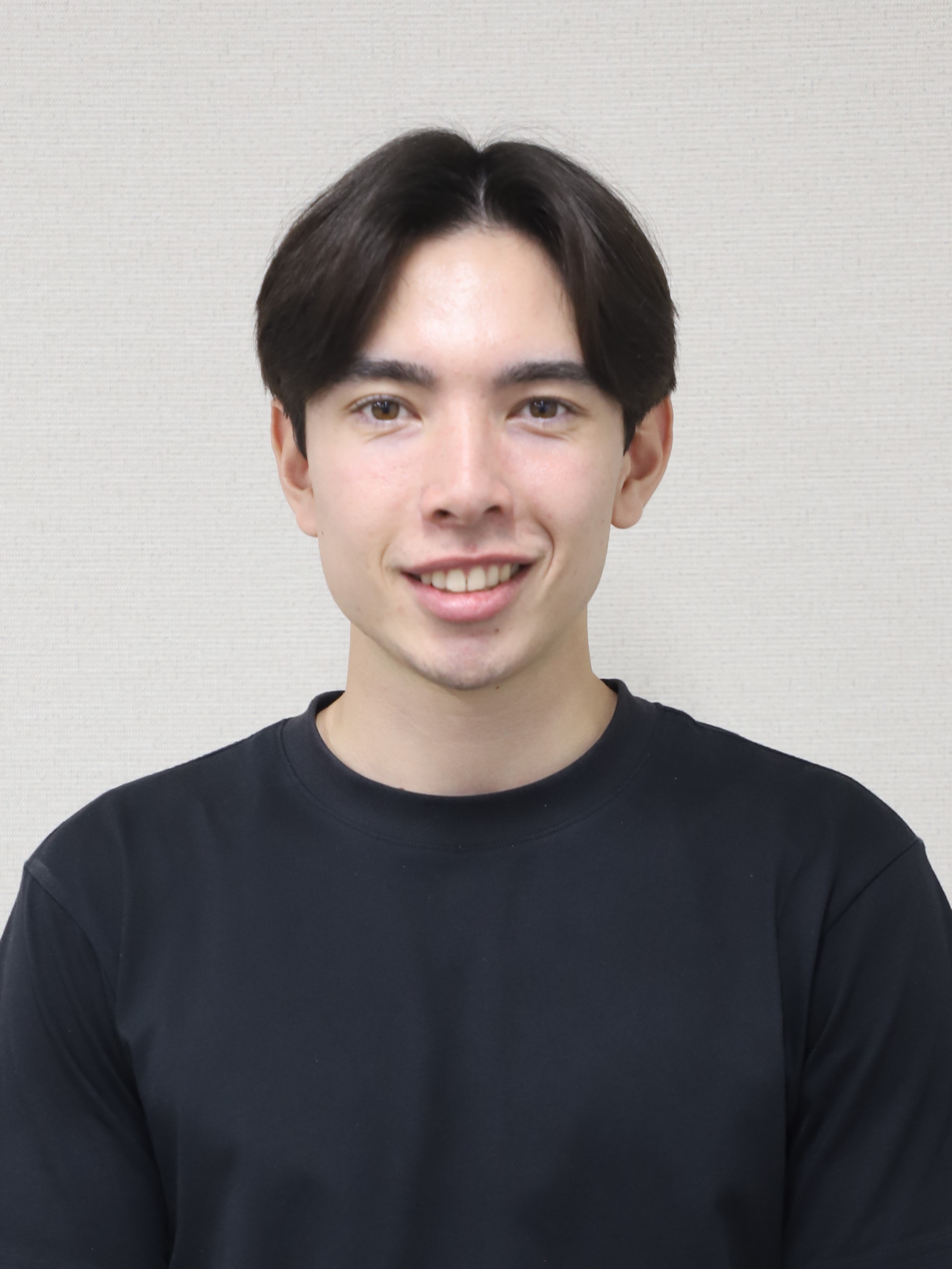 ストラウサー航太