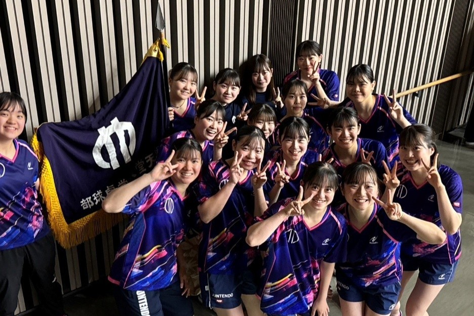 卓球部女子集合写真2_調整
