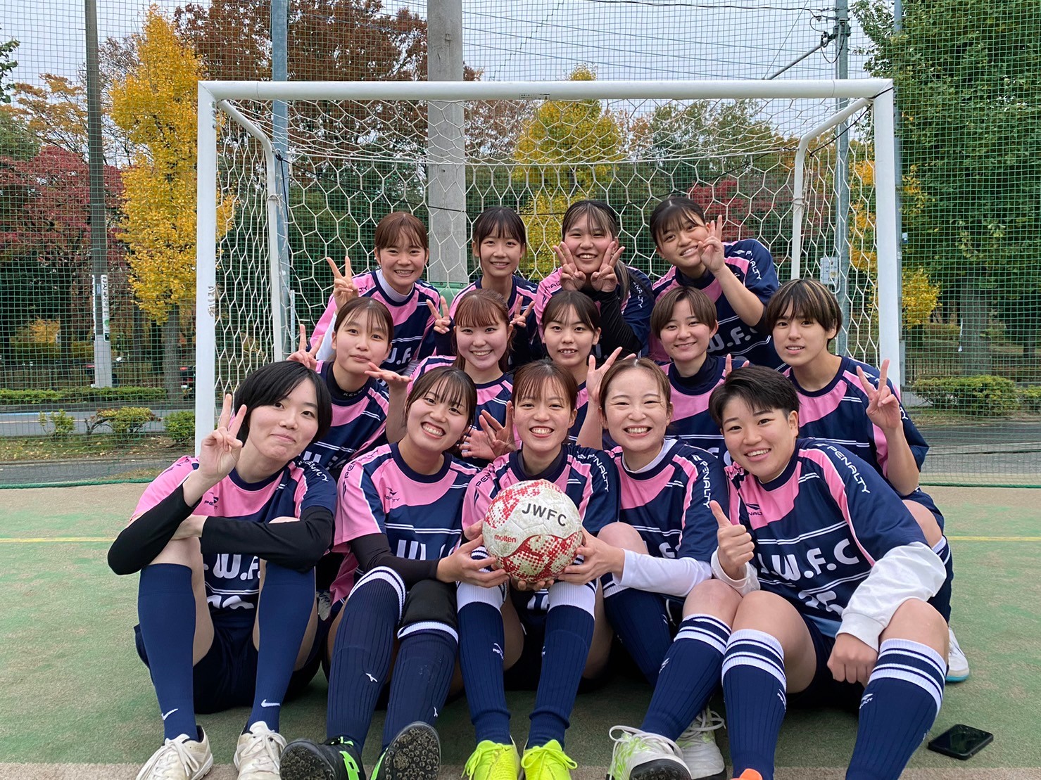 女子フットサル同好会　象徴.jpg