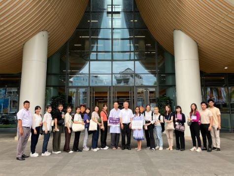 Preah Kossamak Hospital475