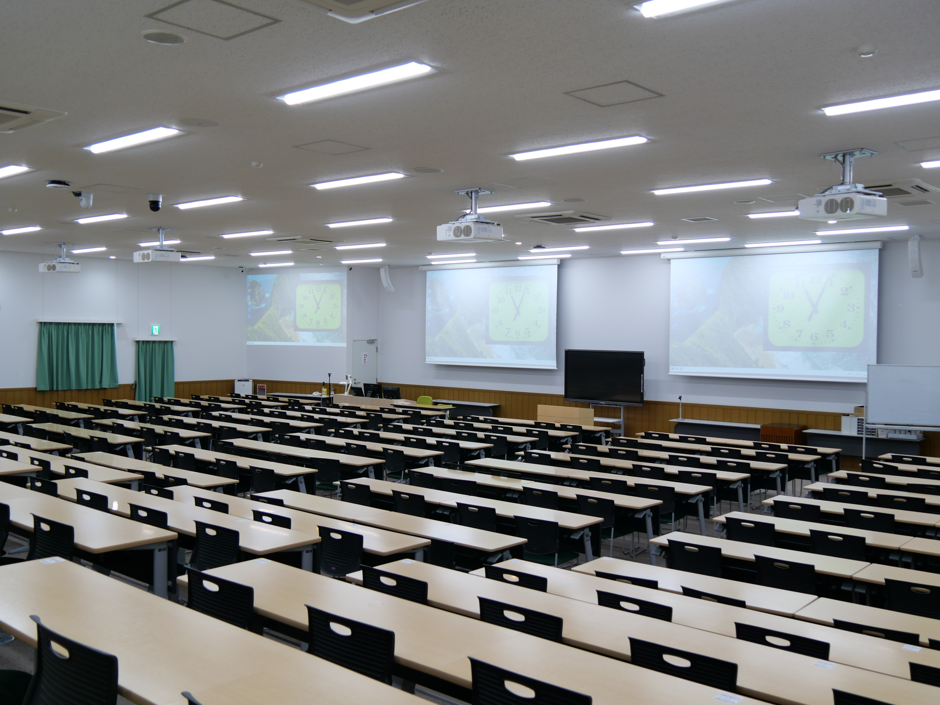 Classroom 13_2