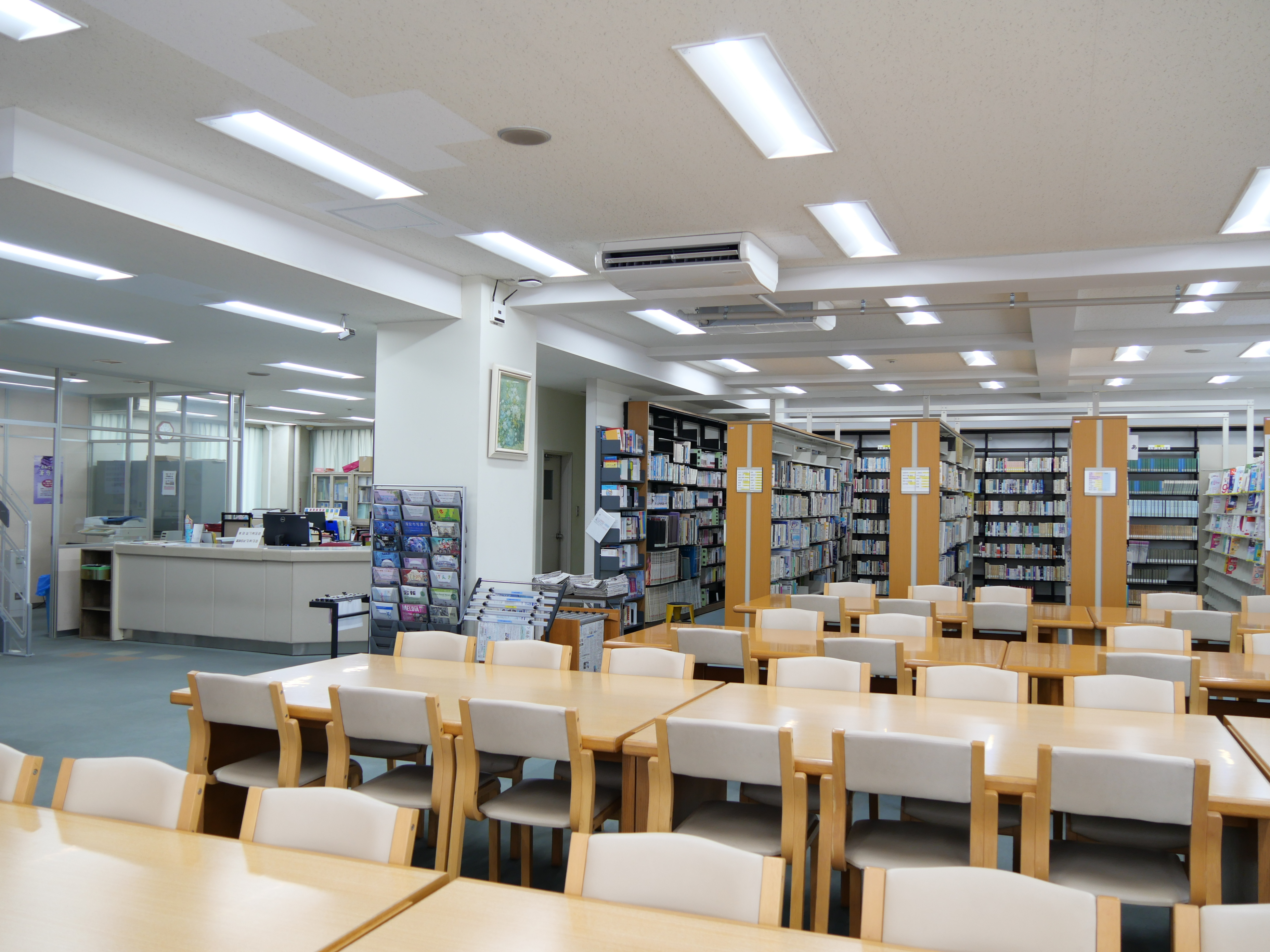 library_09