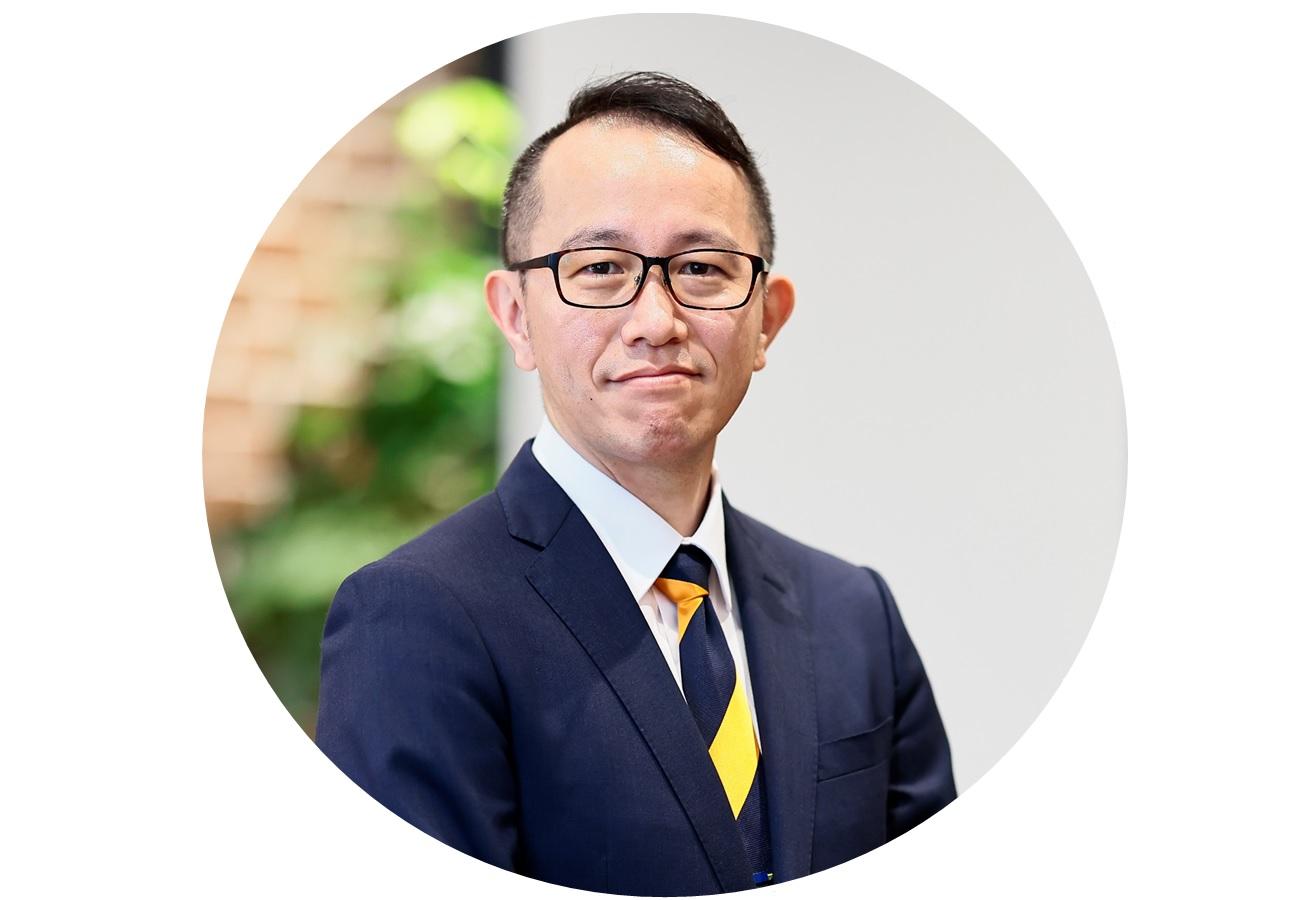 Dr.Iwatsu