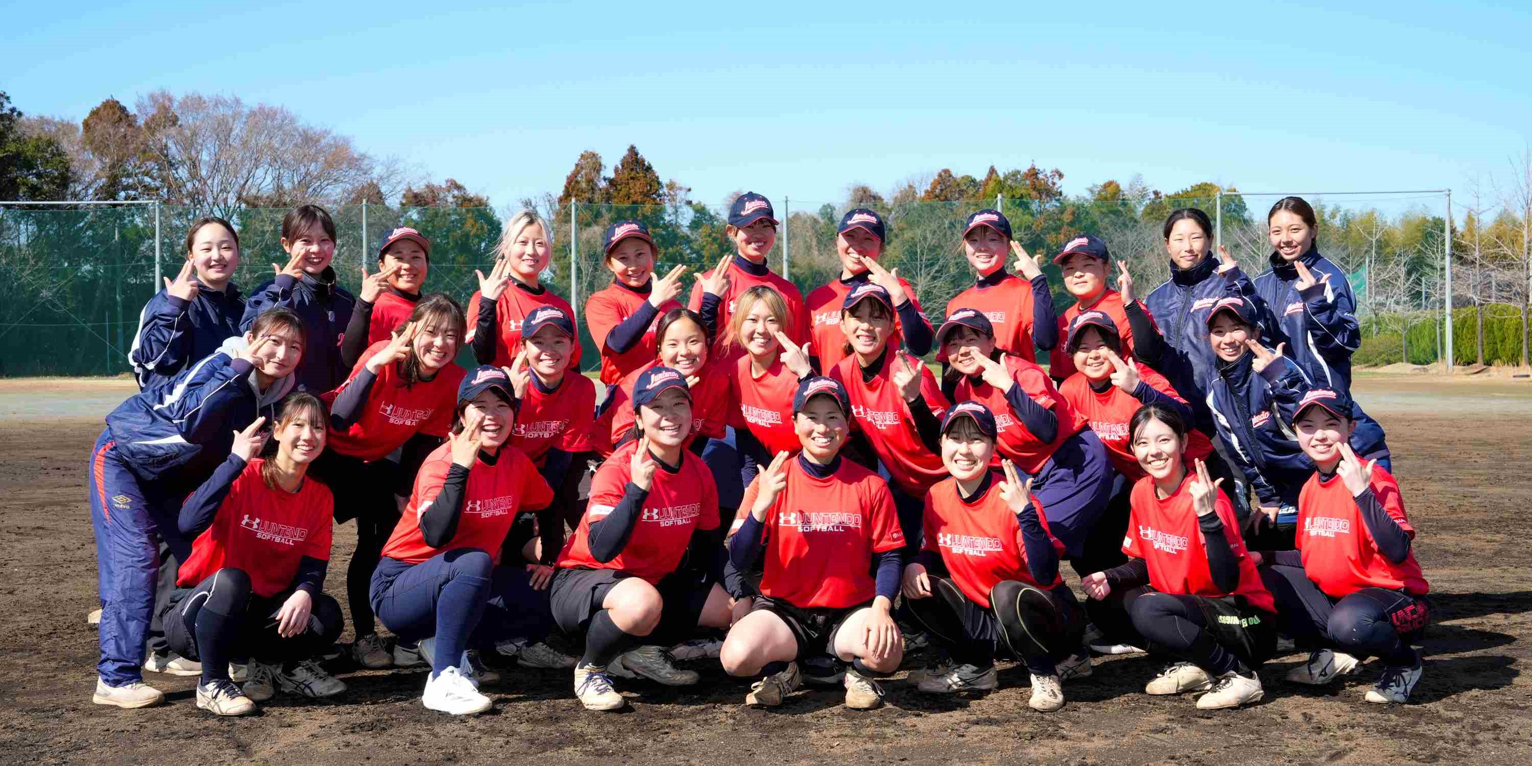 ソフトボール部特集記事_集合写真_トリミング