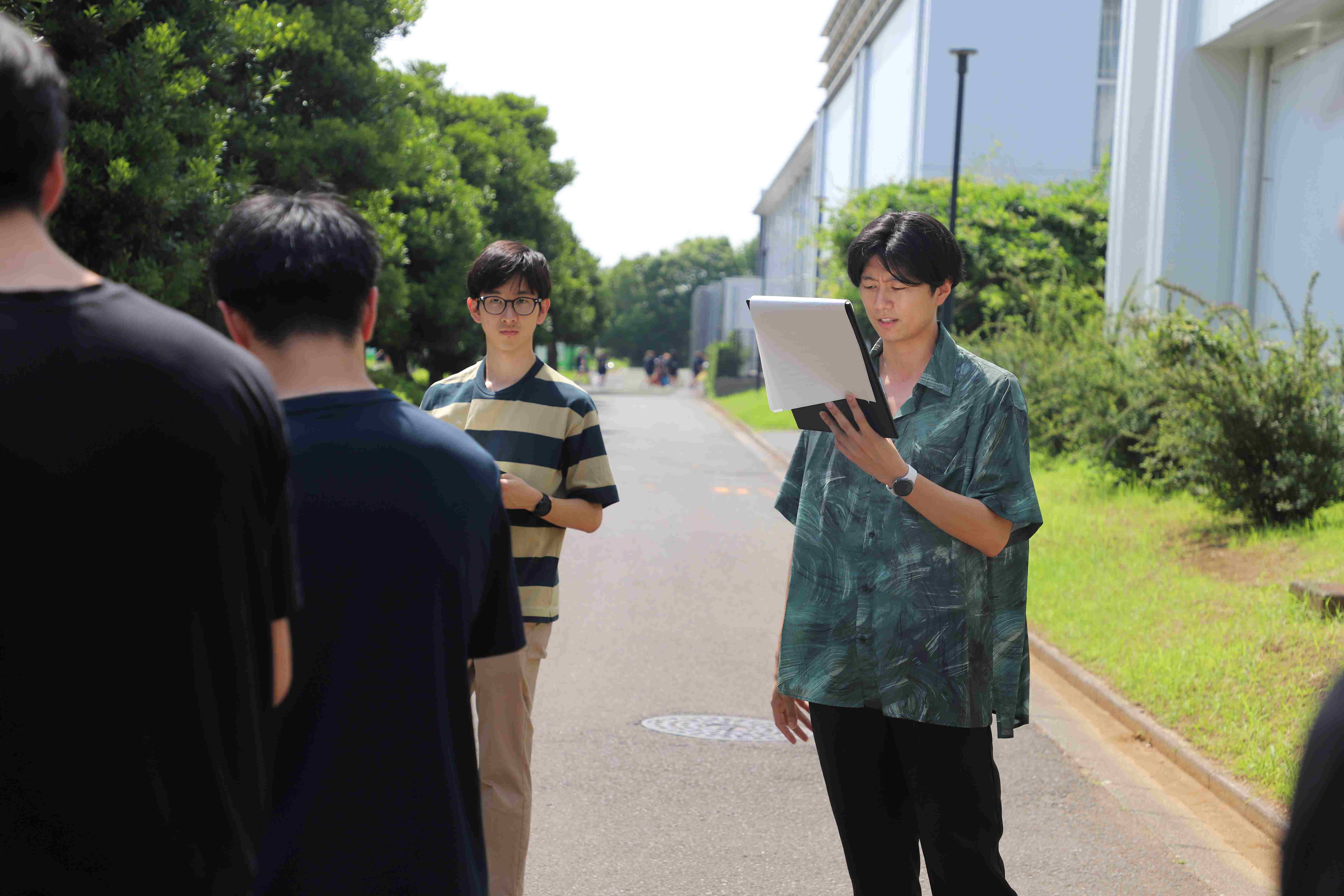 エマニュエル大学高校部_キャンパスツアーの様子2