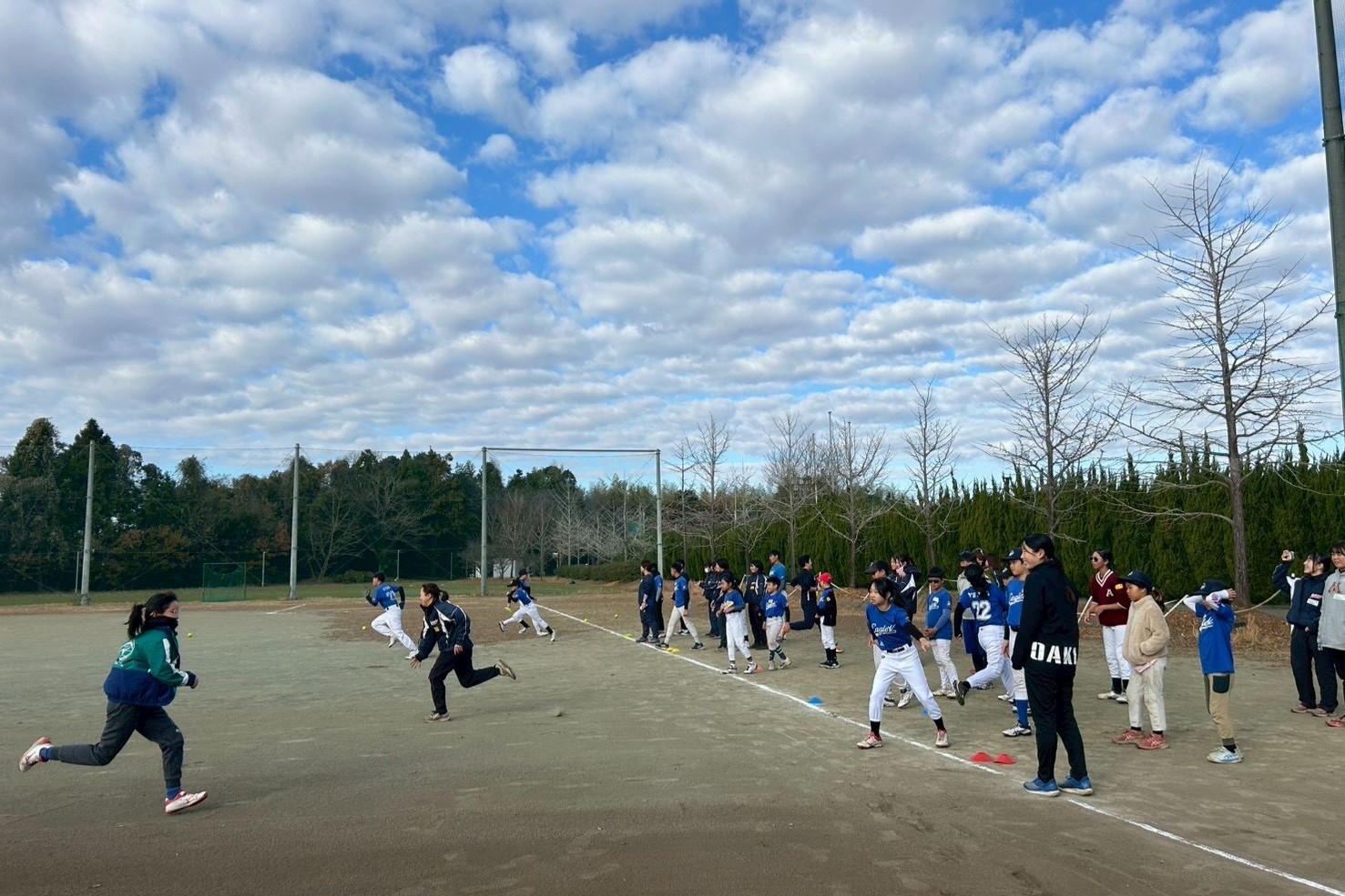 アップのダッシュ_トリミング
