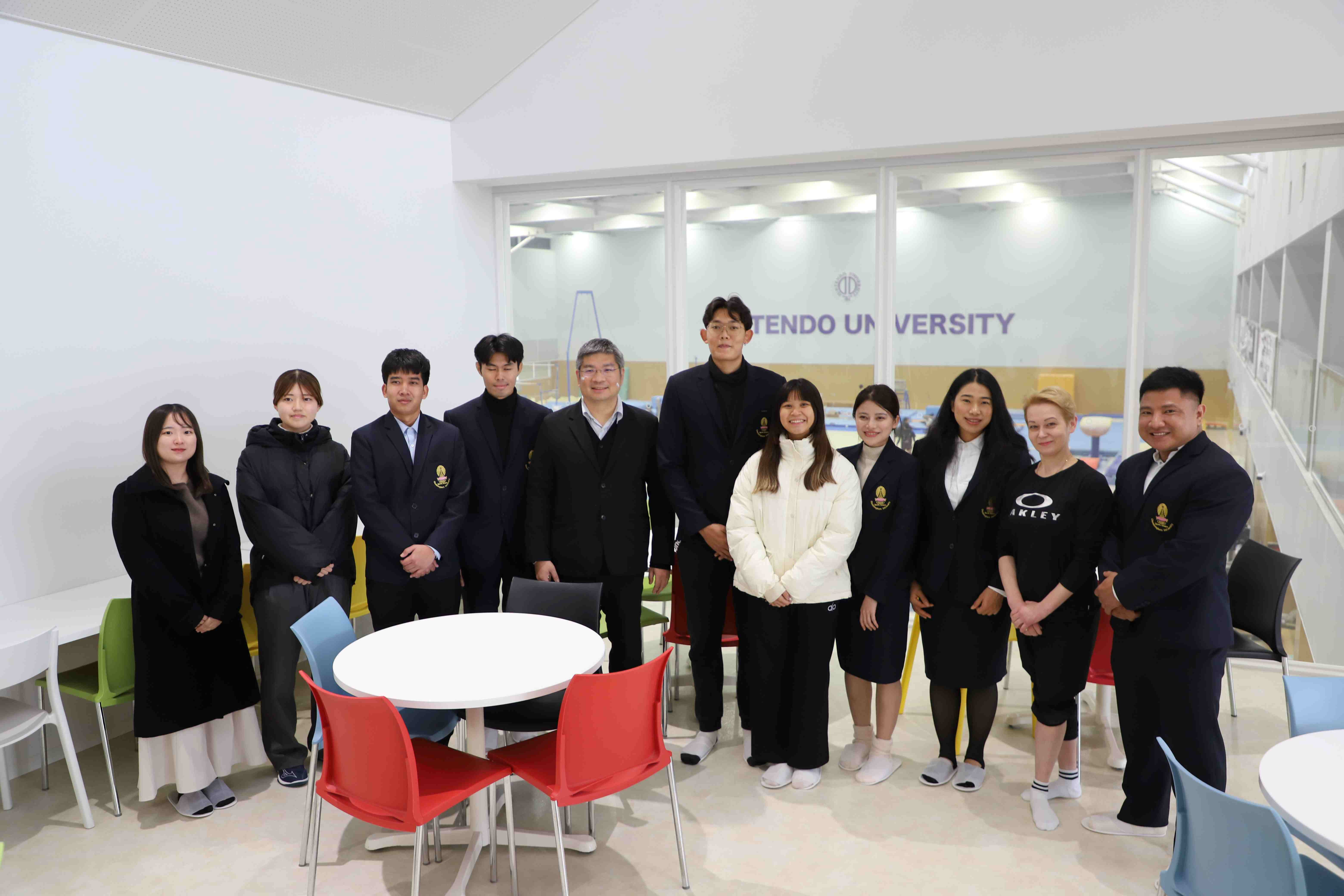 タイ・チュラロンコン大学_集合写真2