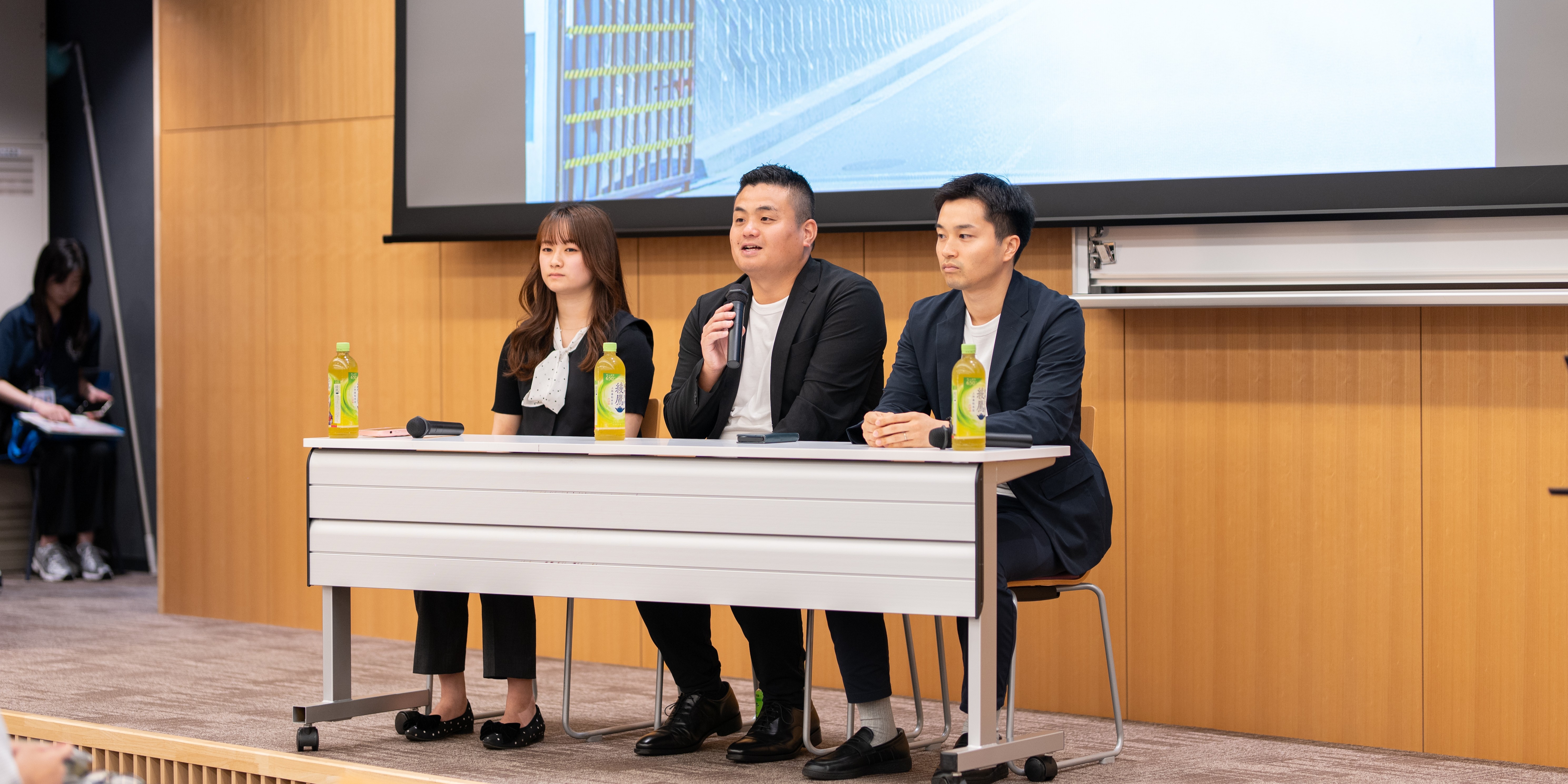 鬆・､ｩ蝣ょ､ｧ蟄ｦ蠕｡荳ｭ_0809蜿匁攝蛻・DSC_1283_トリミング済