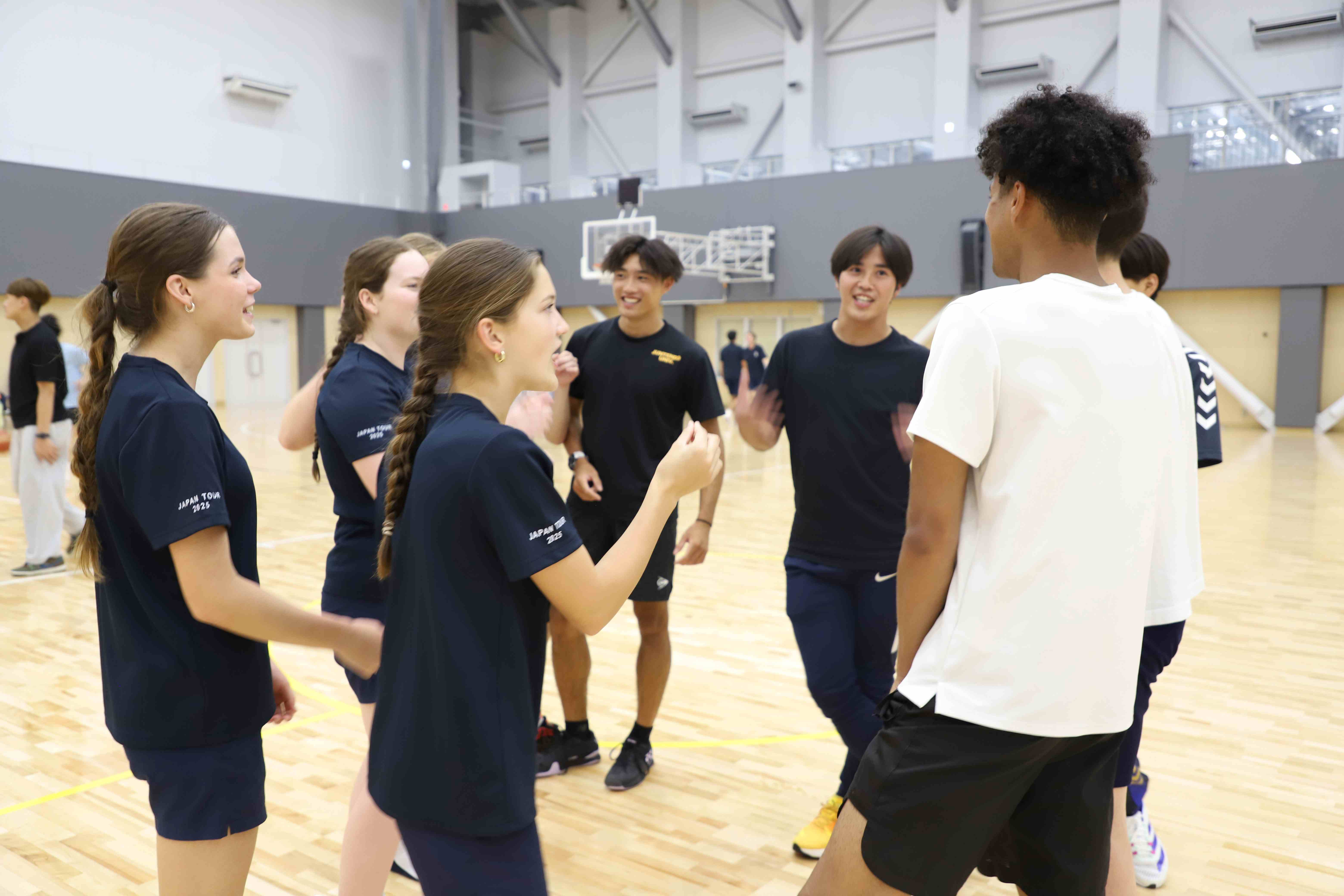 エマニュエル大学高校部バレーボールの様子2