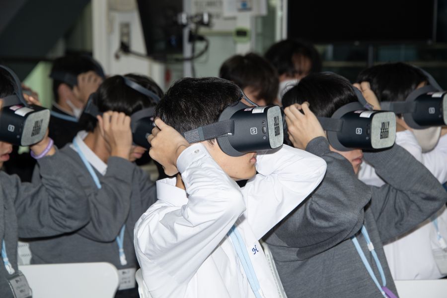 本郷学園写真④生徒さん