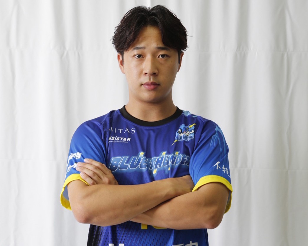 新井駿佑_トリミング済