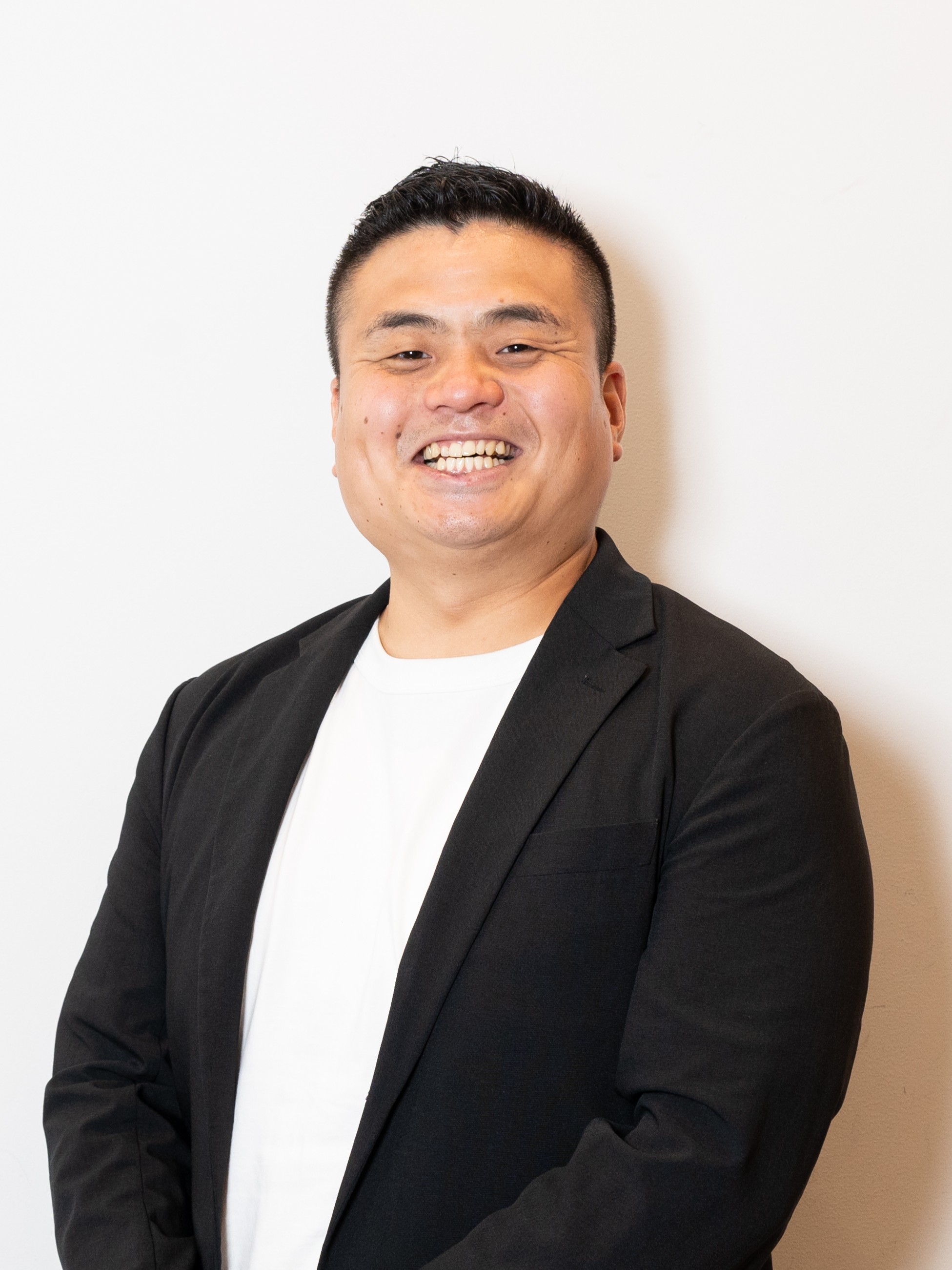 座談会プロフィール_西山さん